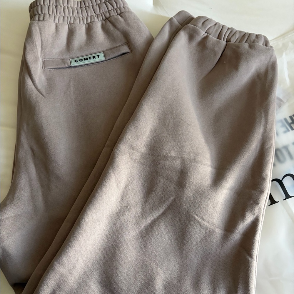 Comfrt Women's “Bark” Joggers